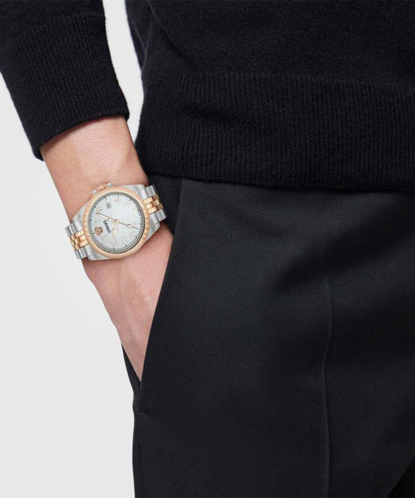 ساعت مچی مردانه ورساچه Versace مدل VE9H00424