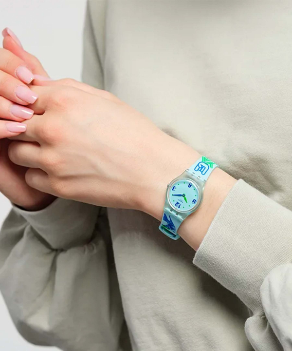ساعت مچی زنانه سواچ Swatch مدل LN157