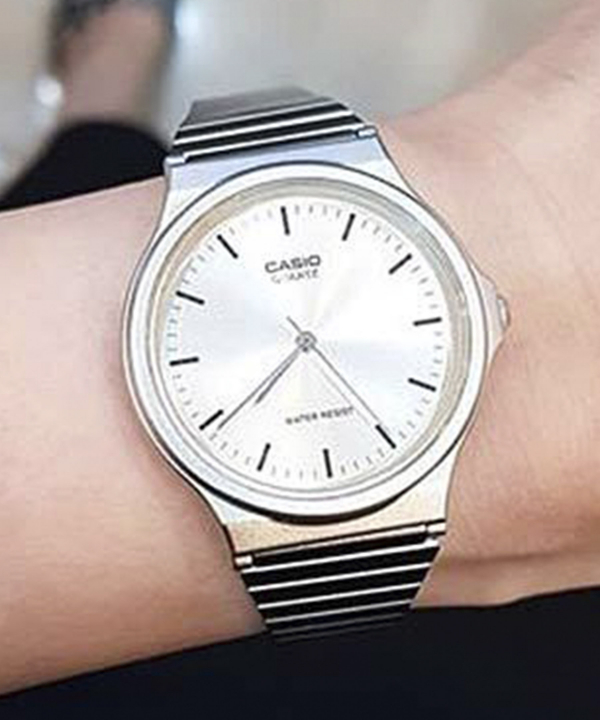 ساعت مچی زنانه کاسیو Casio مدل MQ-24D-7EDF