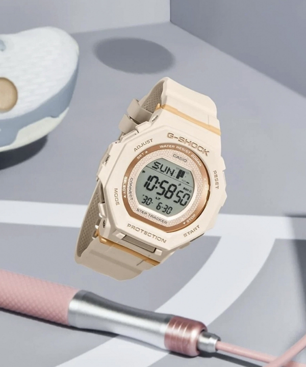 ساعت مچی زنانه کاسیو Casio مدل GMD-B300-4DR