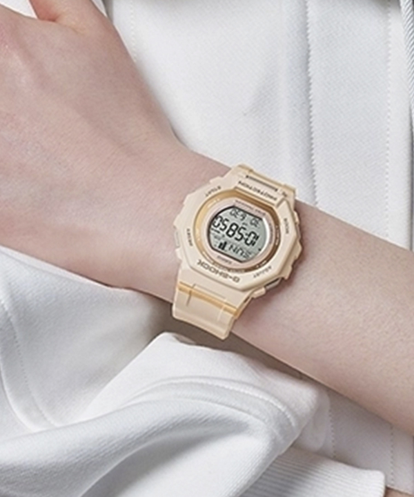 ساعت مچی زنانه کاسیو Casio مدل GMD-B300-4DR
