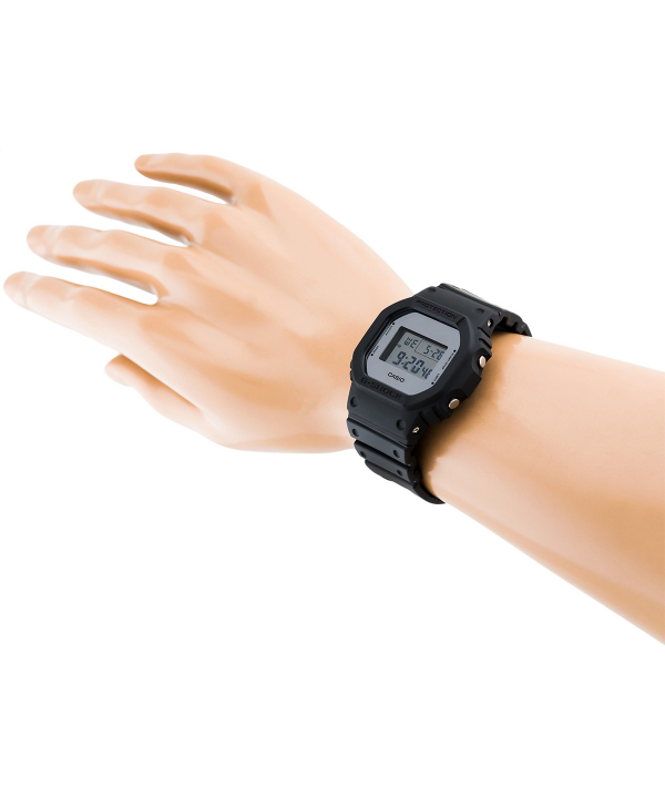 G shock dw 5600bbma deals
