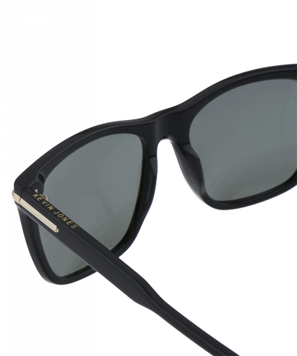 عینک آفتابی کوین جونز Kevin Jones کد kj 3004
