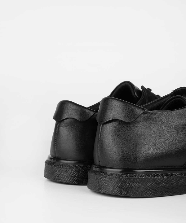 کفش راحتی چرم مردانه دنیلی Daniellee مدل Ariom Sneaker D
