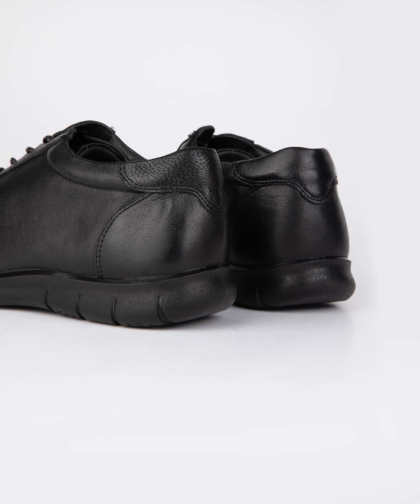 کفش راحتی زنانه چرم دنیلی Daniellee مدل Artemis sneaker