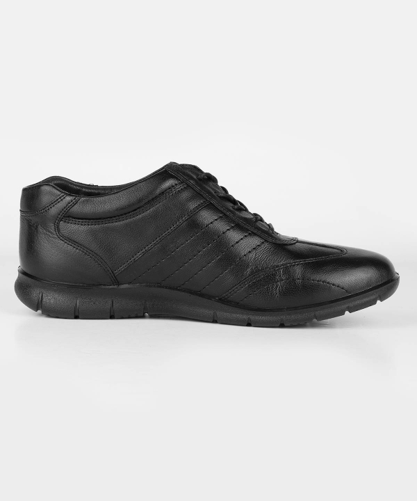 کفش راحتی زنانه چرم دنیلی Daniellee مدل Artemis Sneaker II