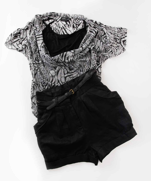 شلوارک پیلی دار برند پی لس Brand Payless مدل ULA