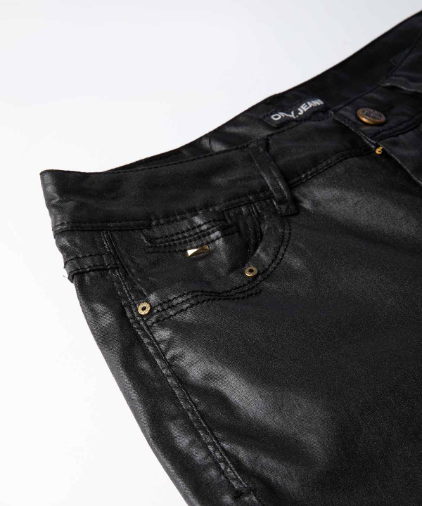 شلوارک زنانه اونلی Only مدل Pure Leather Denim