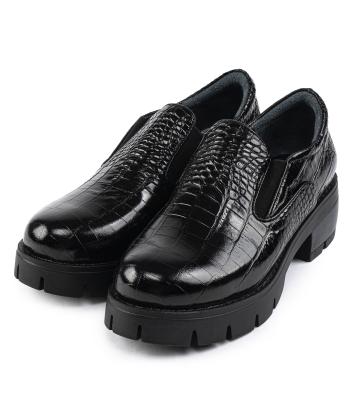 كفش زنانه چرم طبيعي لرد مدل كورتو