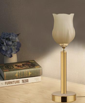 آباژور روميزي آردين فرسام مدل مارگارت