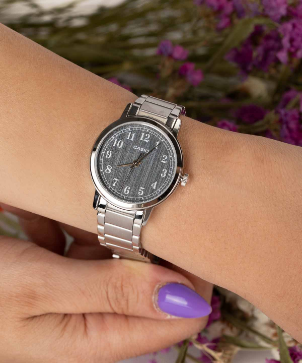 ساعت مچی زنانه کاسیو Casio مدل LTP-E145D-1B