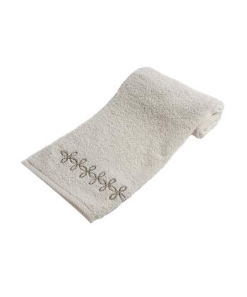 حوله دست لوما مدل گلدوزی گلبرگ