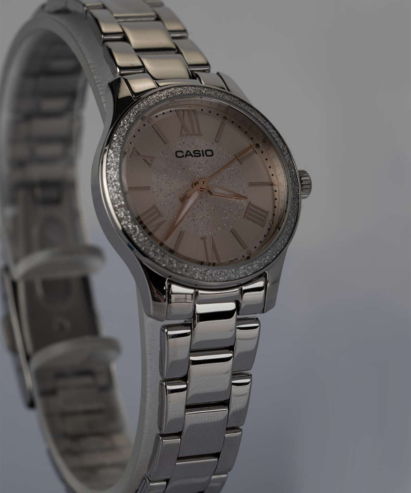 ساعت مچی زنانه کاسیو Casio مدل LTP-E164D-9ADF