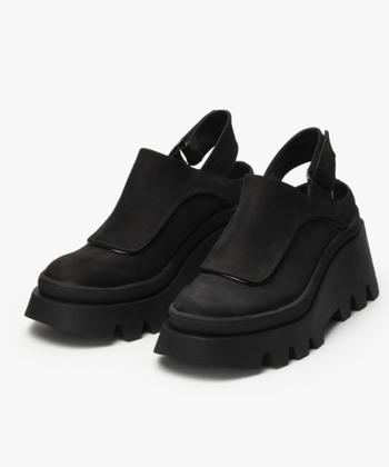 صندل زنانه چرم طبيعي آرتمن مدل تاشا