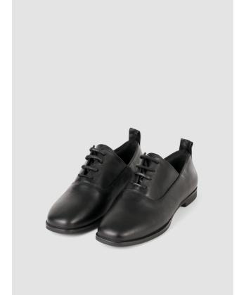 كفش زنانه چرم طبيعي آرتمن مدل فلی