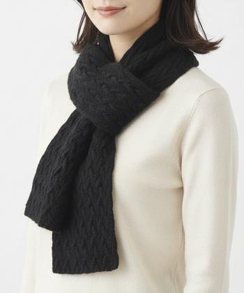 شال گردن زنانه سوپردرای مدل W24A42701N