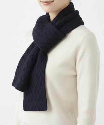 شال گردن زنانه سوپردرای مدل W24A42701N