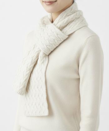 شال گردن زنانه سوپردرای مدل W24A42701N