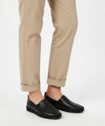 كفش زنانه چرم طبيعي شيفر مدل 5421B