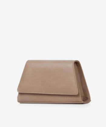 کیف دوشی چرم طبیعی زنانه آرتمن مدل دوريتو