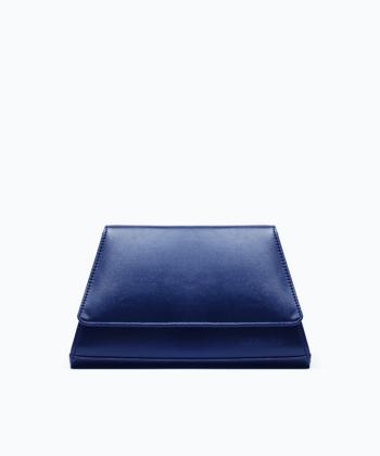 کیف دوشی چرم طبیعی زنانه آرتمن مدل دوريتو