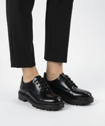 کفش زنانه چرم طبیعی آرتمن مدل کای