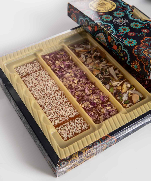 حلوا مسقطی مغزدار مجلسی فاخر Fakher وزن 400 گرم
