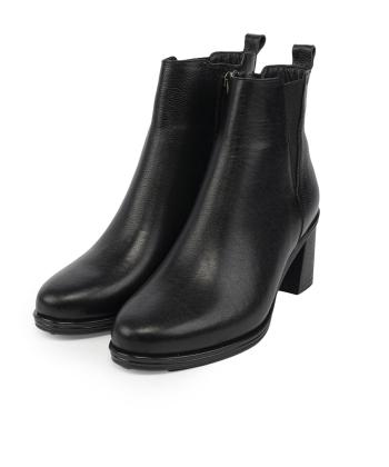 نيم بوت زنانه چرم طبيعي صاد مدل RF7901