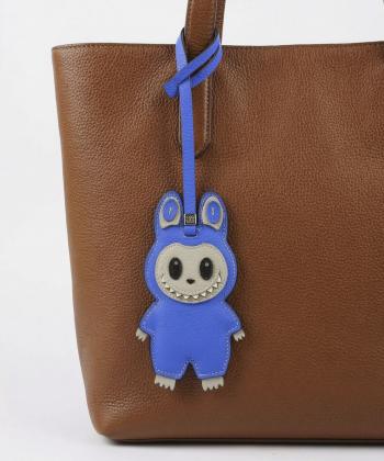 آویز کیف چرم طبیعی نوین چرم مدل لبوبو