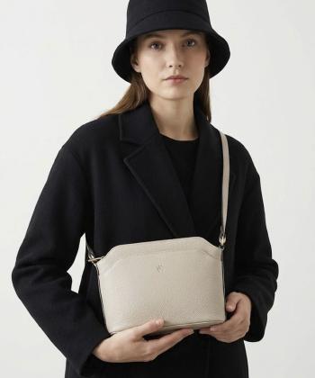 کیف دوشی زنانه چرم طبیعی نوین چرم Novin Leather مدل پرنیا