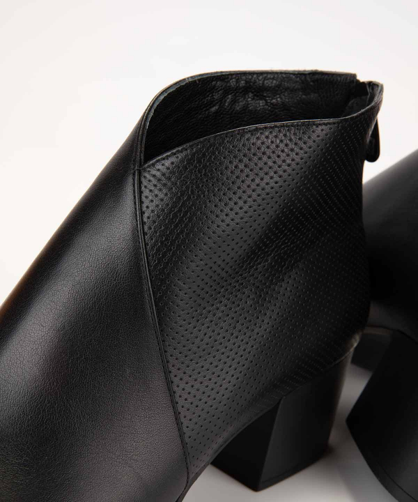نیم‌بوت چرم زنانه مارال چرم Maral Leather مدل لیلیان