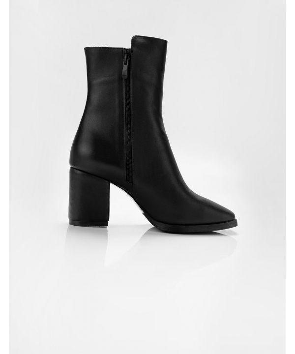 نیم‌بوت زنانه پاشنه‌دار مارال چرم Maral Leather مدل آدلاید 303