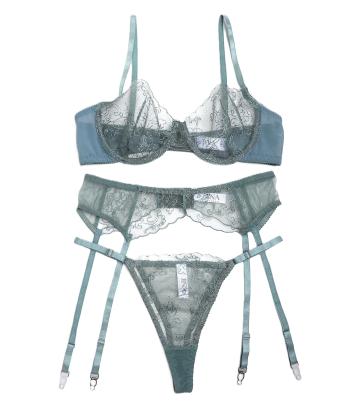 ست سوتین و شورت زنانه ژینا مدل 1200-4