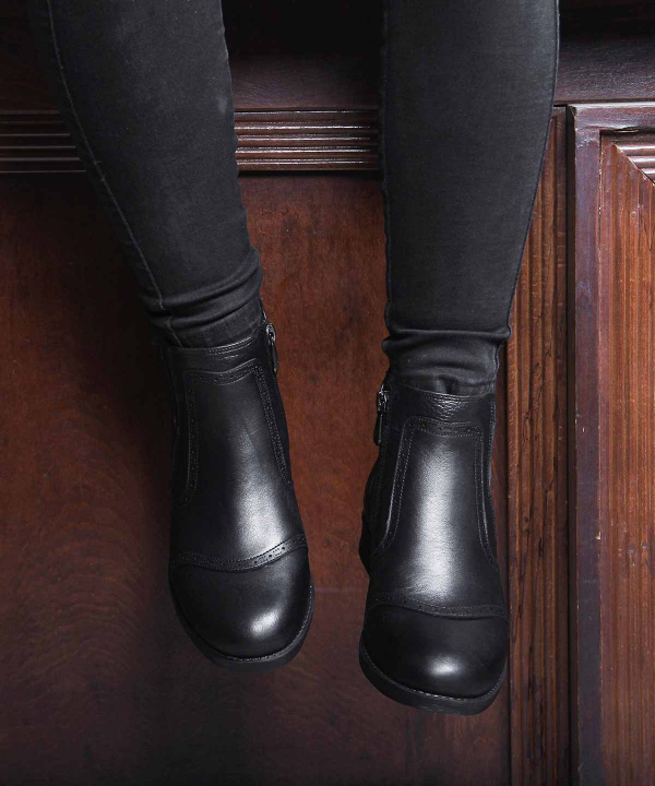 نیم بوت چرم زنانه شهر چرم Leather City مدل KA16