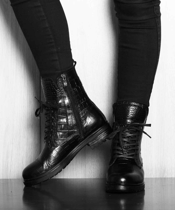 نیم بوت چرم زنانه شهر چرم Leather City مدل KC32