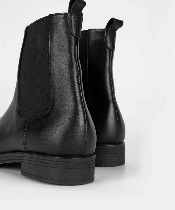 نیم بوت زنانه چرم دنیلی Daniellee  مدل Armita Bootie Plain