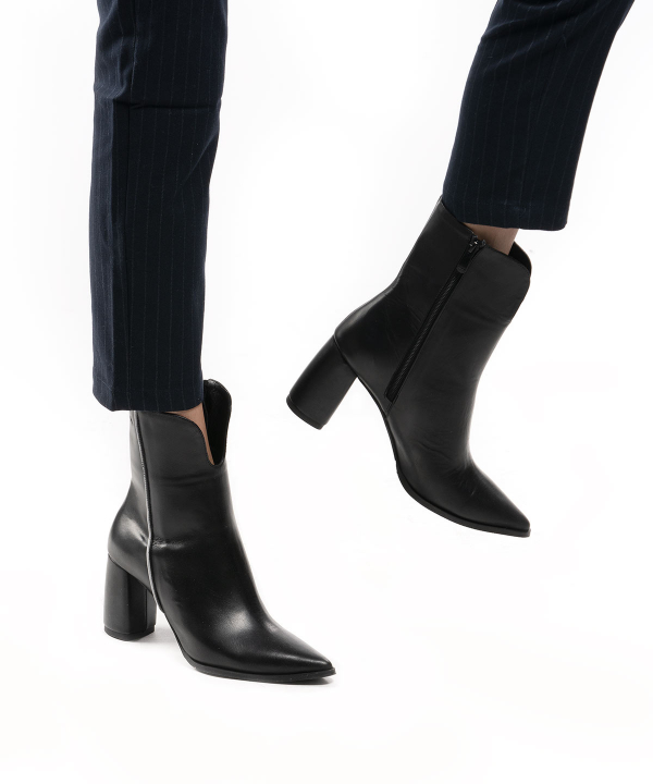 نیم‌بوت چرم زنانه مارال چرم Maral Leather مدل امیلیا
