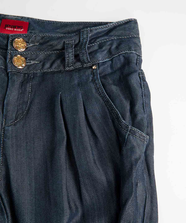 شلوار جین کوتاه زنانه ورو مدا Vero Moda مدل Outline