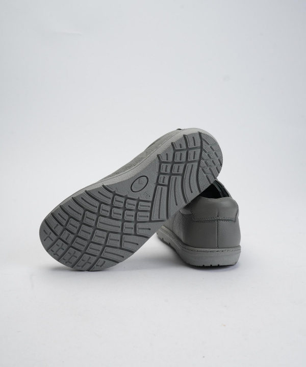 کفش بچگانه لیبرتو مدل Fibula