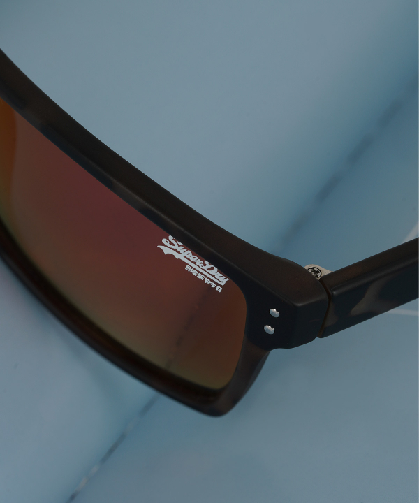 عینک آفتابی مردانه سوپردرای Superdry مدل M97002AQ