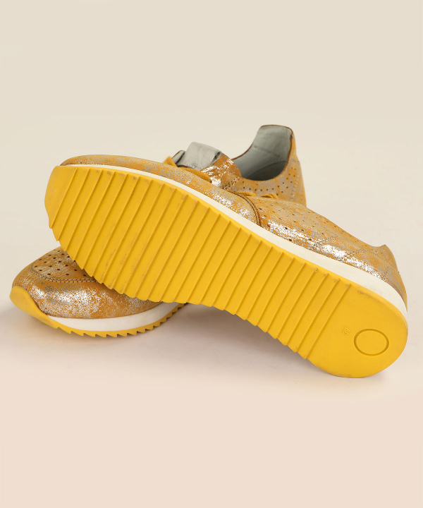 کفش راحتی زنانه چرم مشهد Mashad Leather مدل J2390