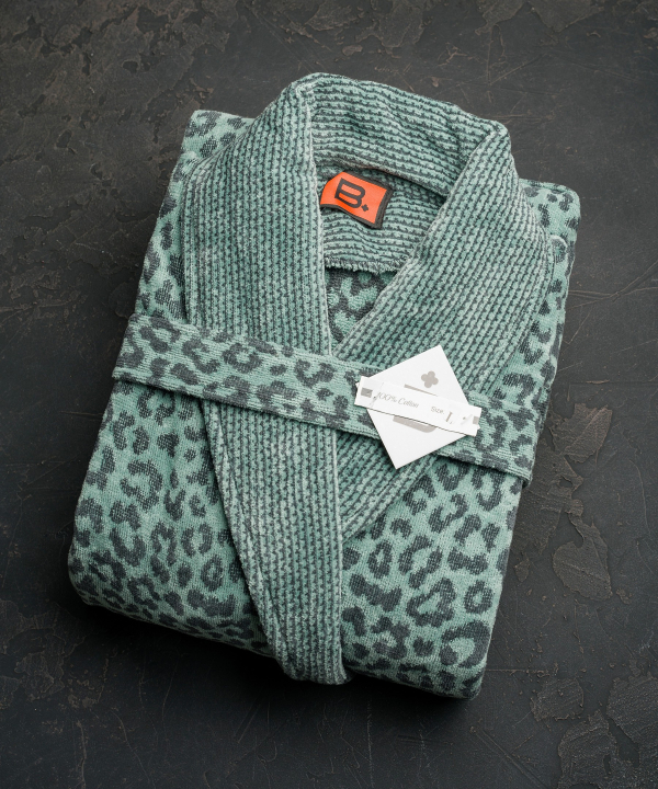 حوله تن پوش دنيز مدل LeopardT