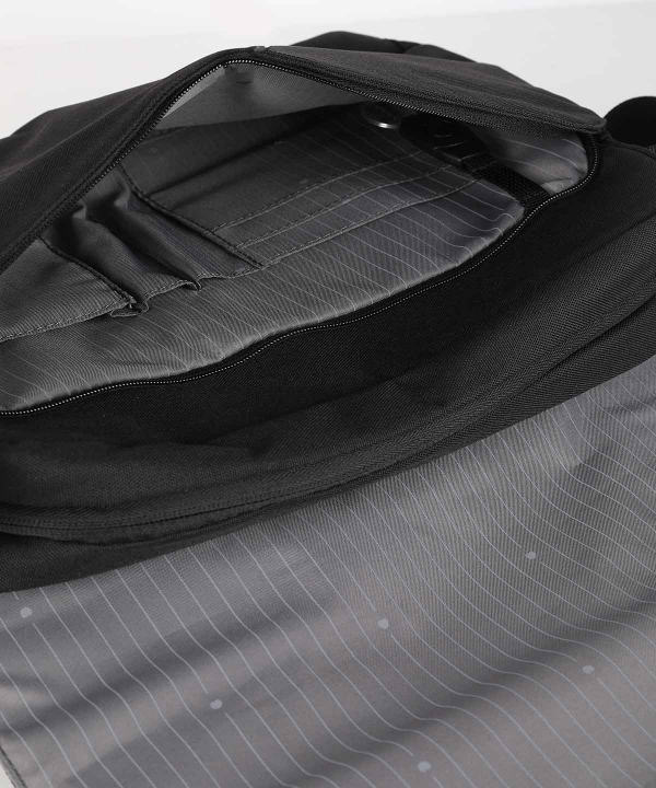 کیف دوشی دلسی Delsey مدل پیک پوس مسنجر