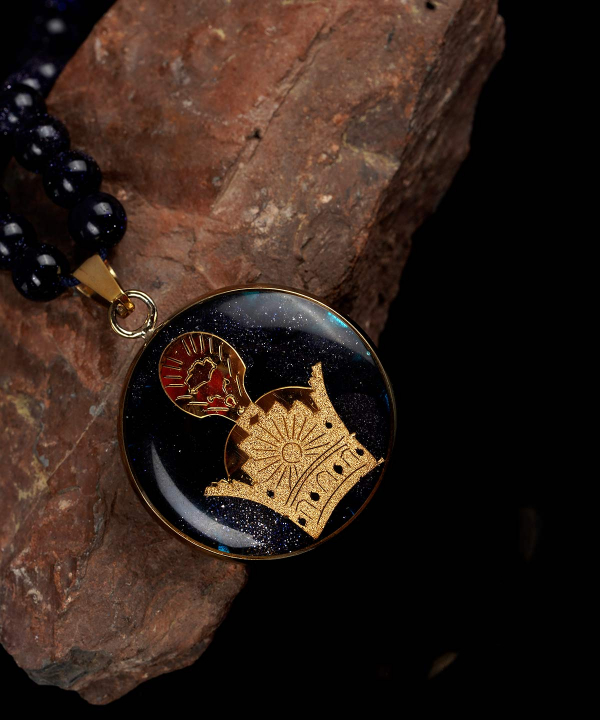 گردنبند زنانه سام نورزاده Noorzadeh Gold Art طرح تاج کد 1241