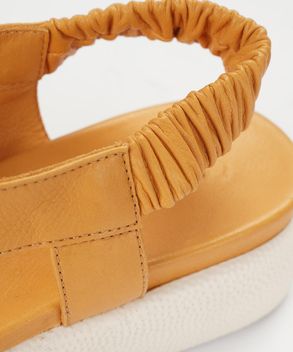 کفش راحتی زنانه چرم مشهد Mashad Leather مدل J2370