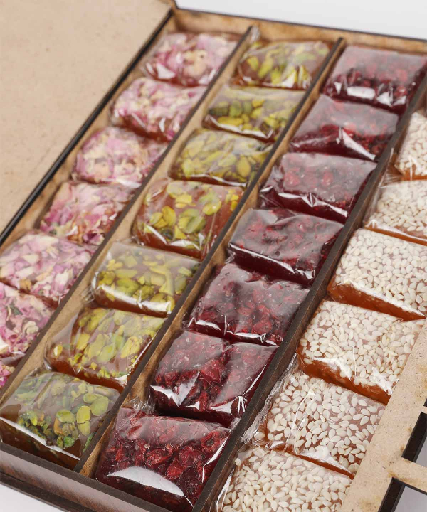 حلوا مسقطی مغزدار فاخر Fakher طرح چوب وزن 800 گرم