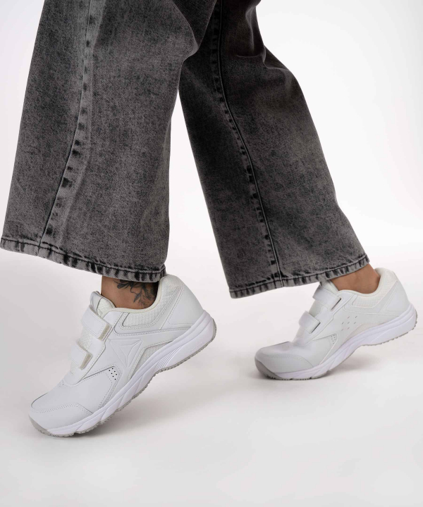 کفش کتانی زنانه ریباک Reebok مدل CN0825