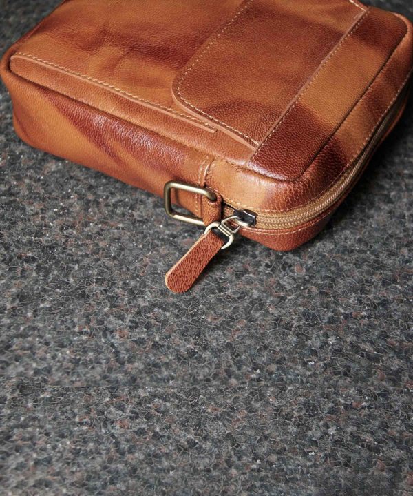 کیف دوشی چرم طبیعی بیسراک Bisrak Leather مدل انریکه