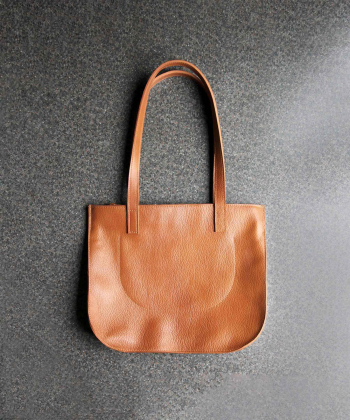 کیف دوشی زنانه چرم طبیعی بیسراک Bisrak مدل نغمه