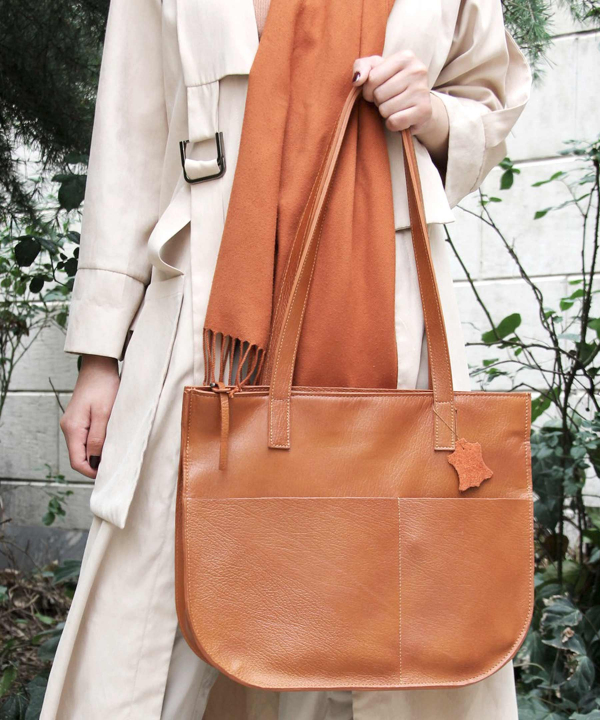 کیف دوشی زنانه چرم طبیعی بیسراک Bisrak Leather مدل نغمه